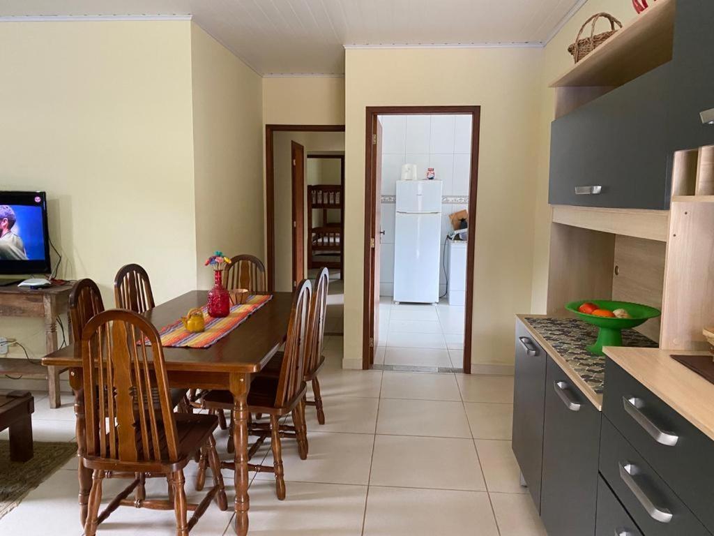 Lumiar Casa Solar Churrasqueira Com 3 Quartos Sendo Um Suite Arejada, Jardim A 700M Do Centro Kültér fotó