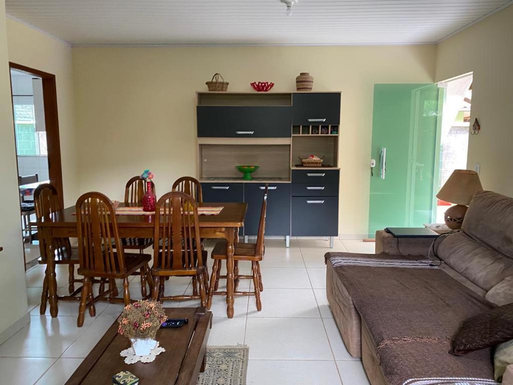 Lumiar Casa Solar Churrasqueira Com 3 Quartos Sendo Um Suite Arejada, Jardim A 700M Do Centro Kültér fotó