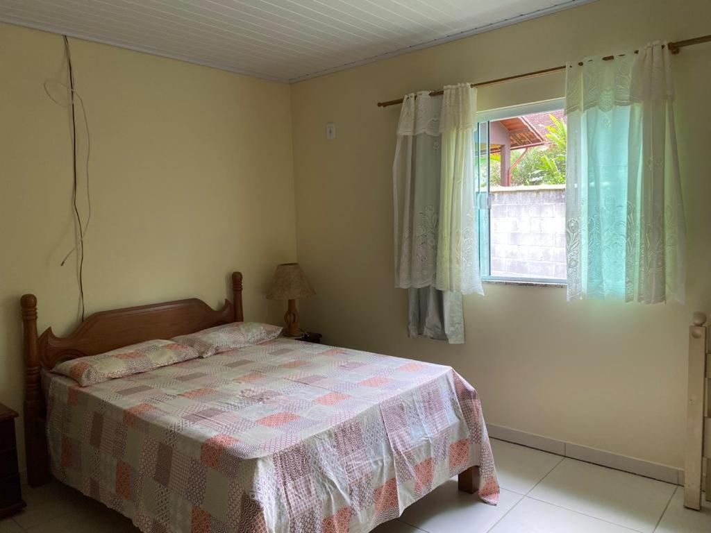 Lumiar Casa Solar Churrasqueira Com 3 Quartos Sendo Um Suite Arejada, Jardim A 700M Do Centro Kültér fotó